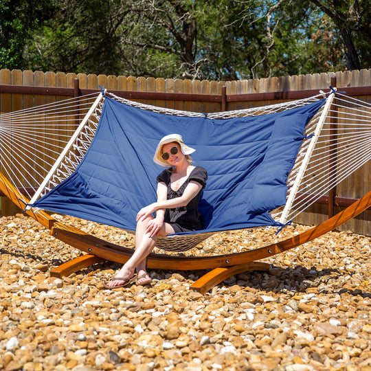rope-hammock-with-wood-stand#color_dark-blue