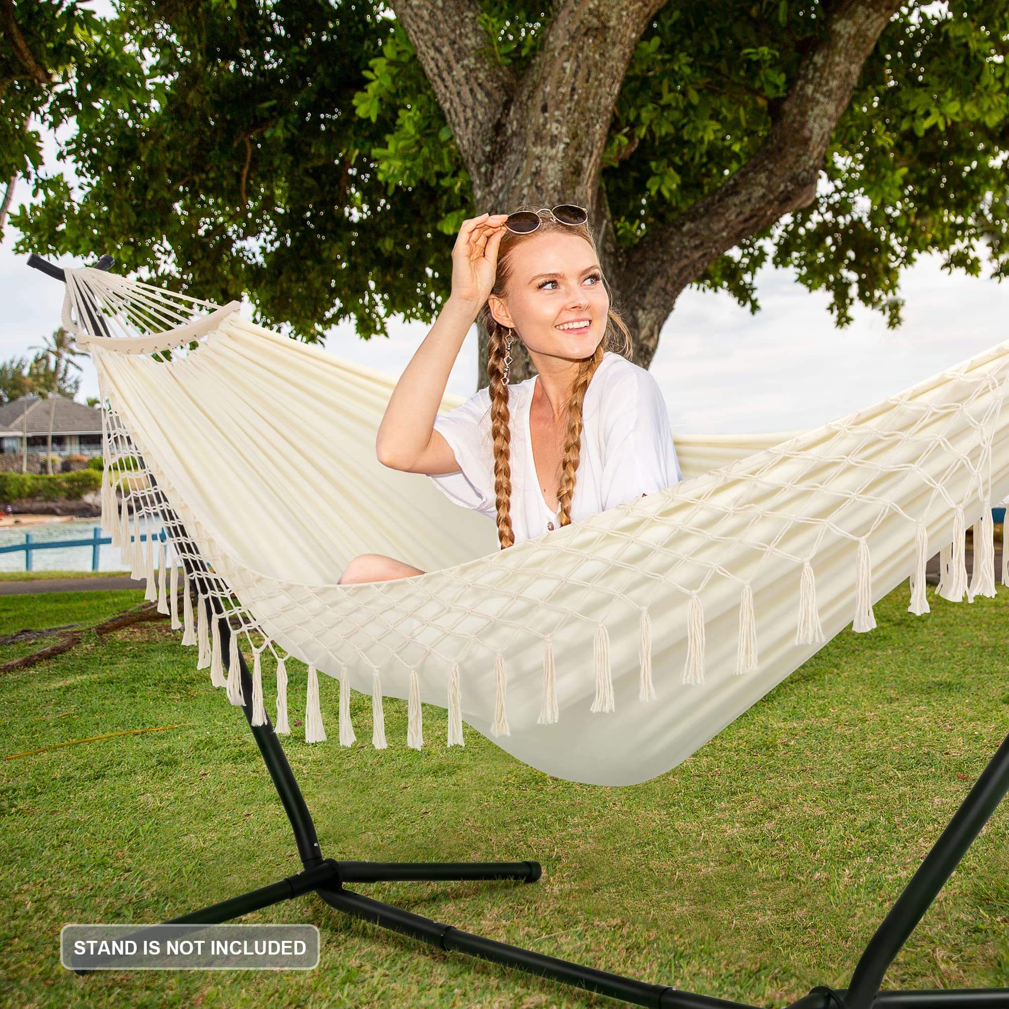 SUNCREAT-Camping-Hammock-with-Tassels#color_white
