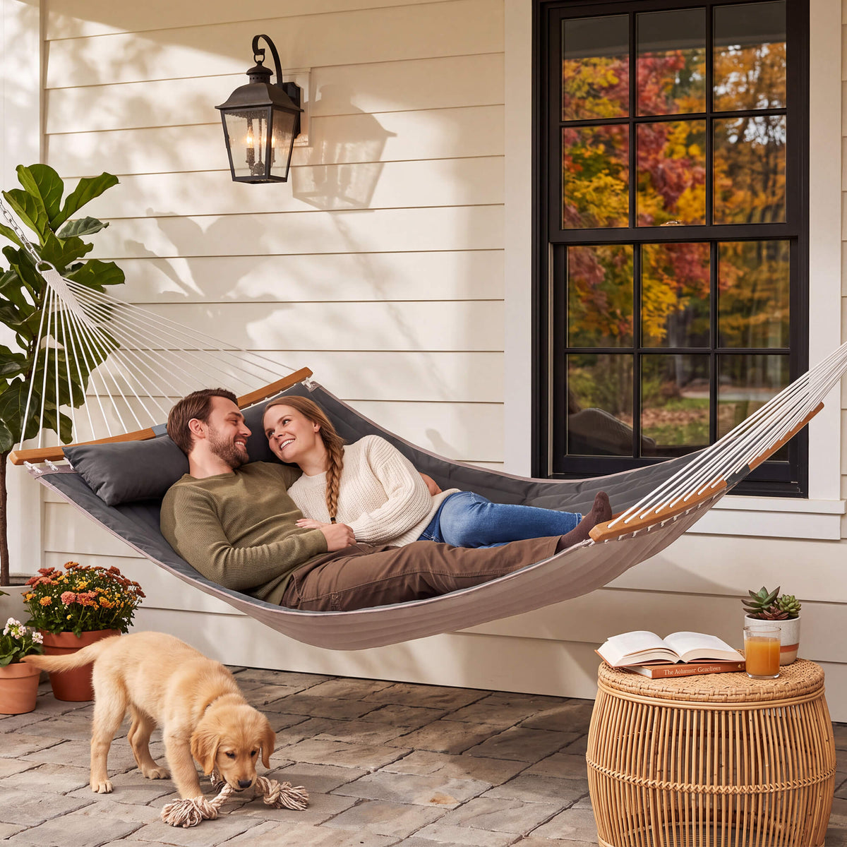 SUNCREAT-Double-Hammock-with-Curved-Bar-Dark-Gray#color_dark-gray