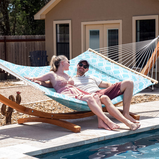 SUNCREAT-outdoor-double-quilted-hammock-with-stand#color_green-drops