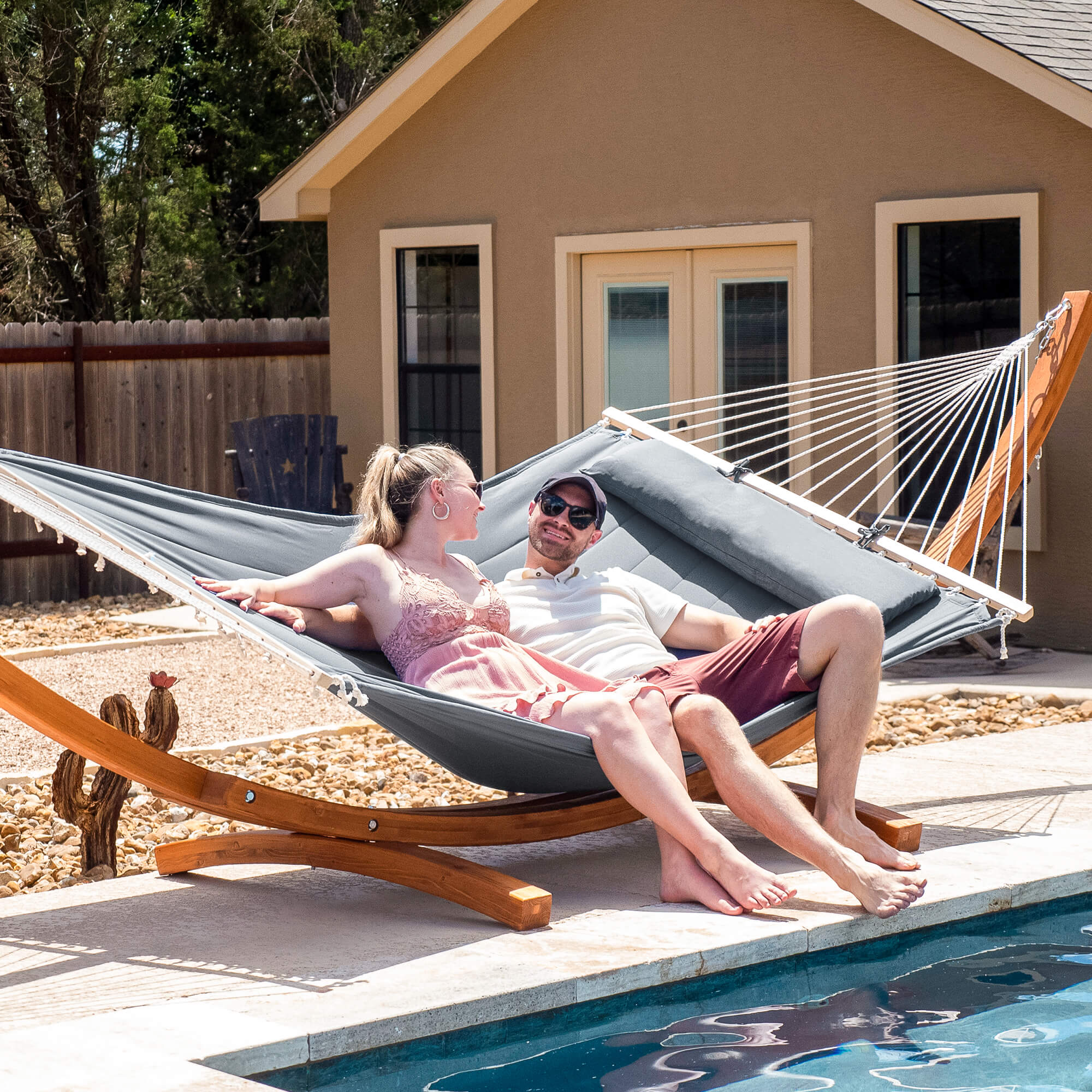 Restoring Rocking Hammock double hammock with wood stand – suncreatoutdoor